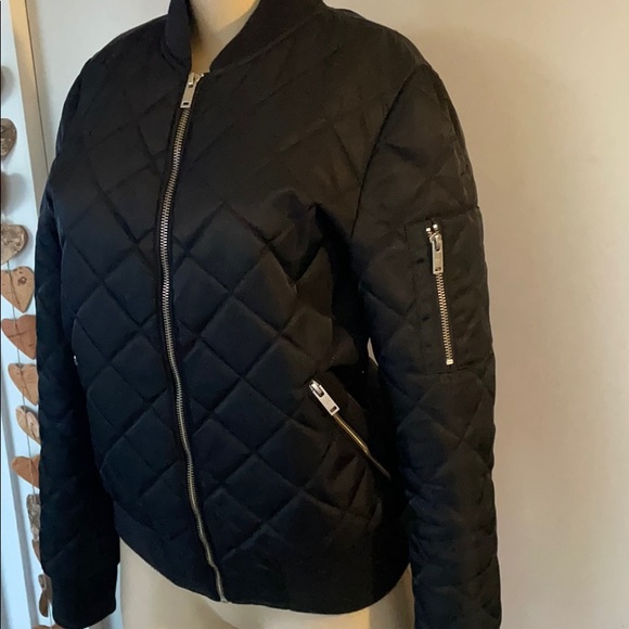 7 For All Mankind bummer puffer jacket style - Picture 4 of 8